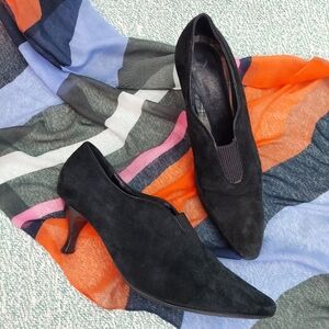 Aquatalia Black Suede Pumps, sz 8